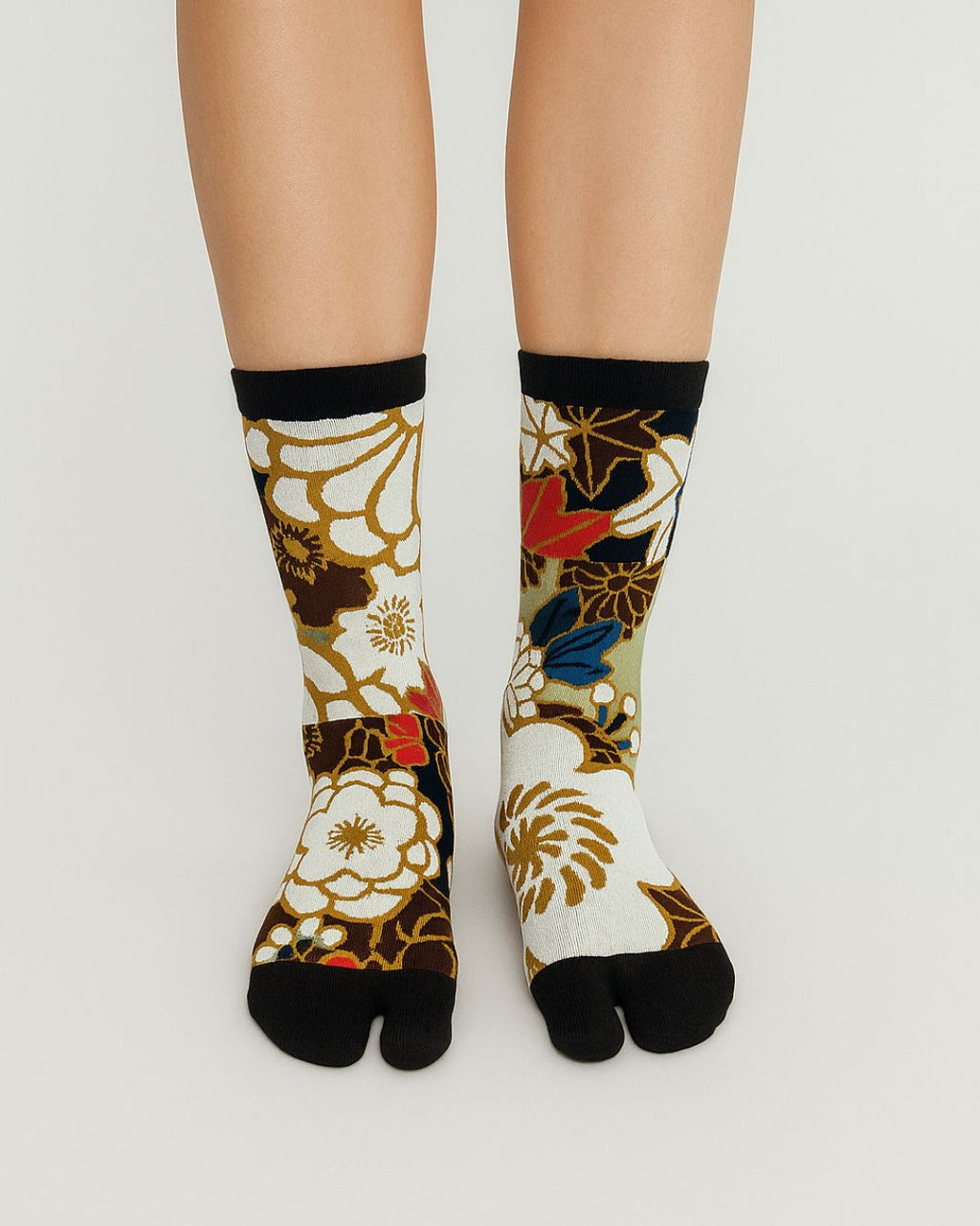 Autumn Flowers Tabi Socks