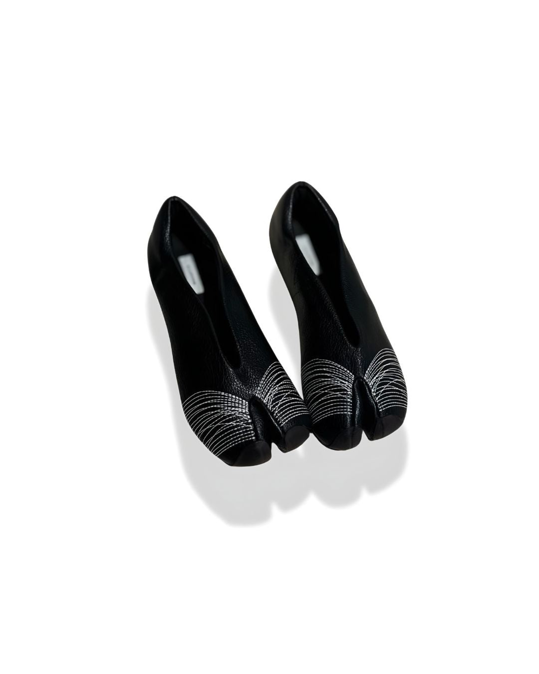 Split Toe Lazy Flats